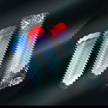 Tuýp ly tâm đáy nhọn PP Aptaca 50ml nắp vặn 100 cái/gói